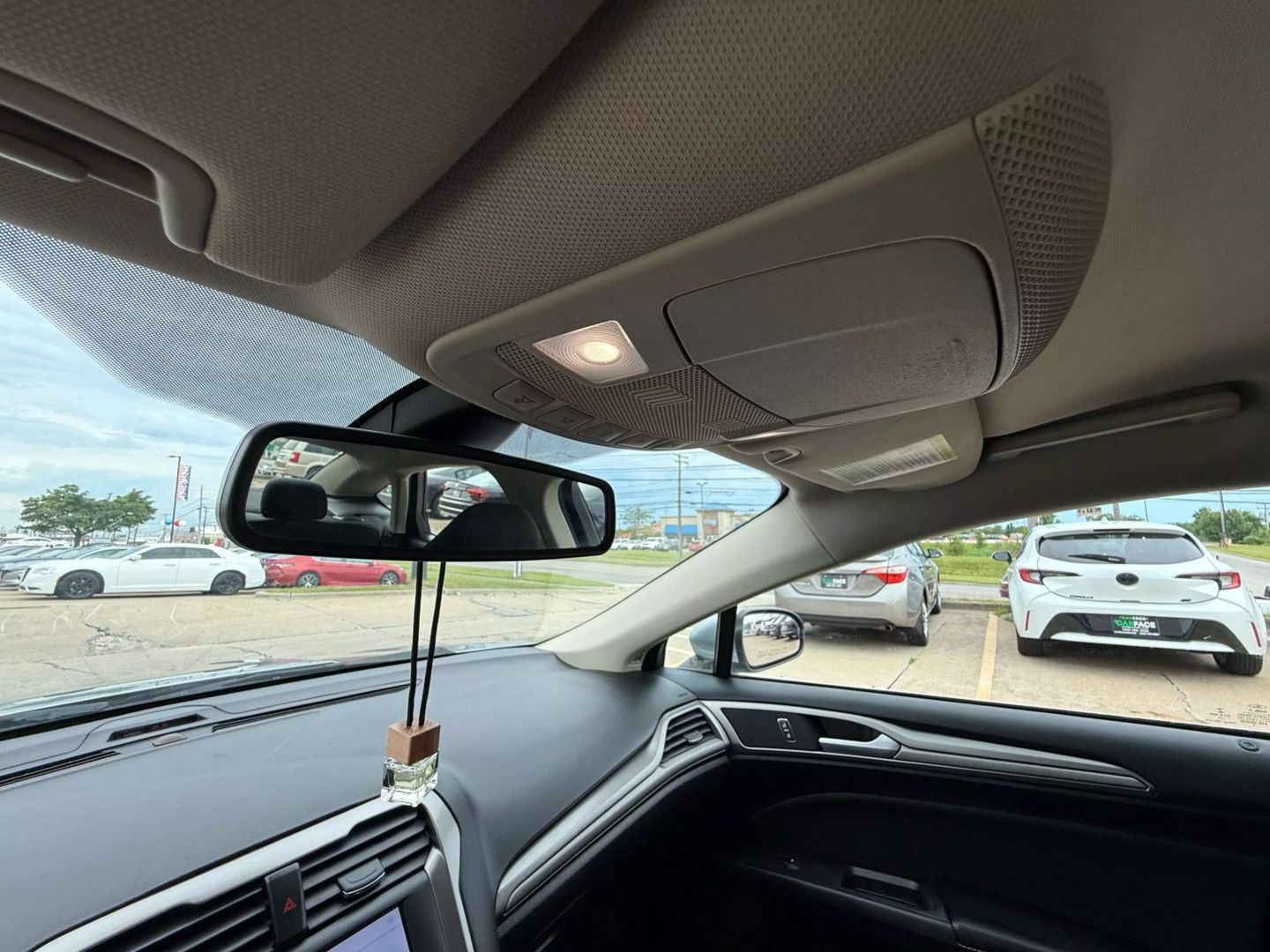 2020 Ford Fusion - Image 45