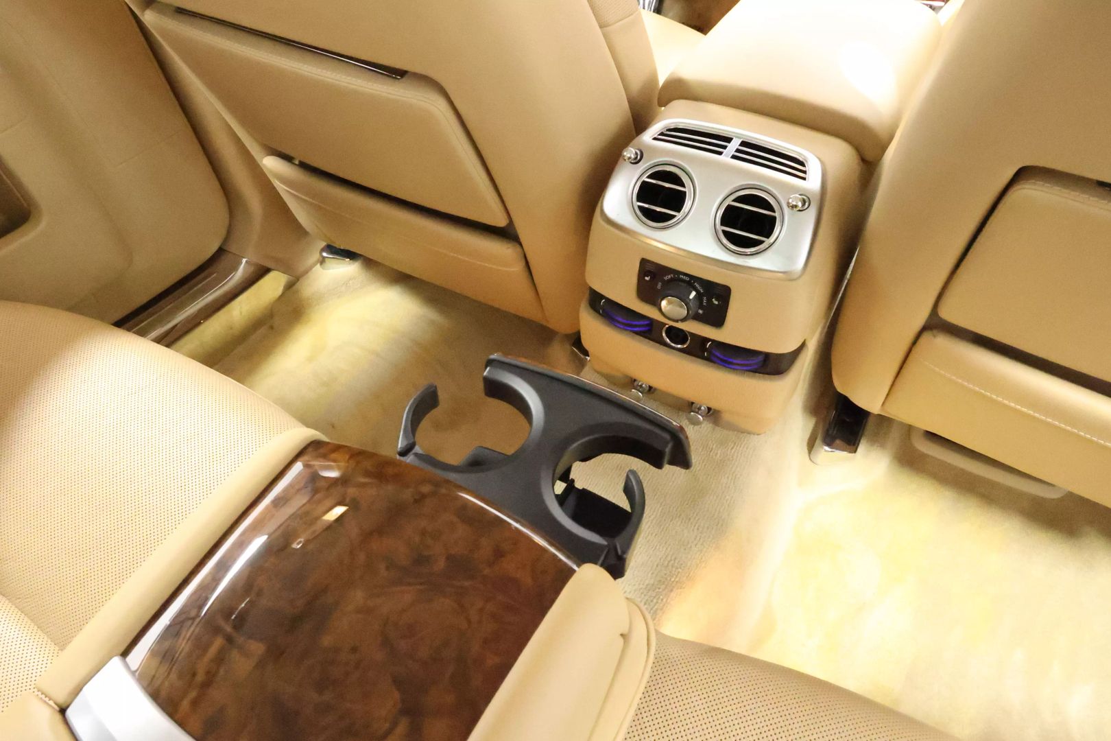 2010 Rolls-royce Ghost - Image 66