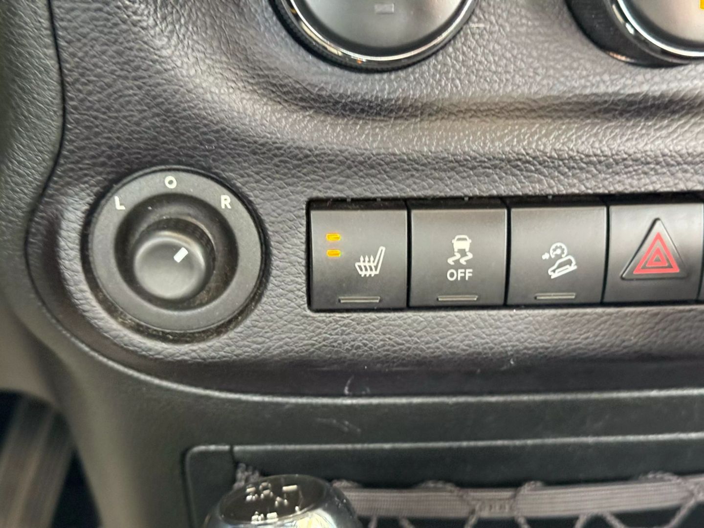 2015 Jeep Wrangler - Image 29