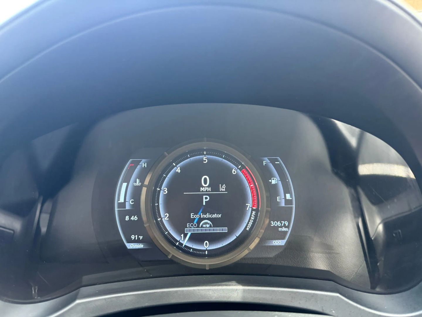 2018 Lexus Is - Image 25