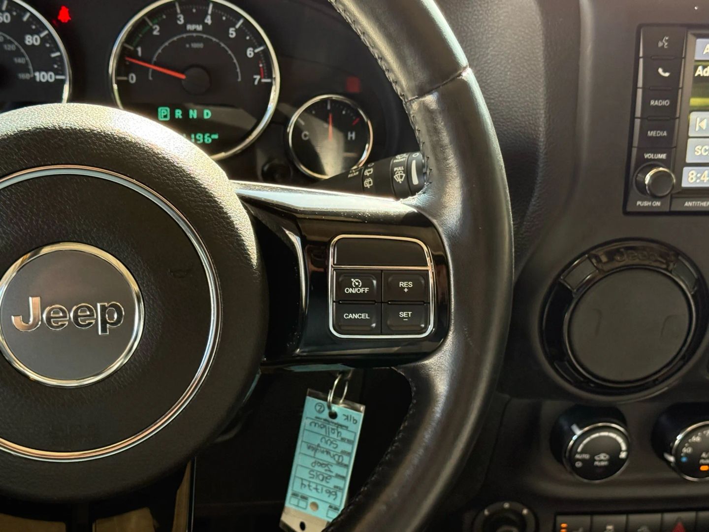 2015 Jeep Wrangler - Image 34