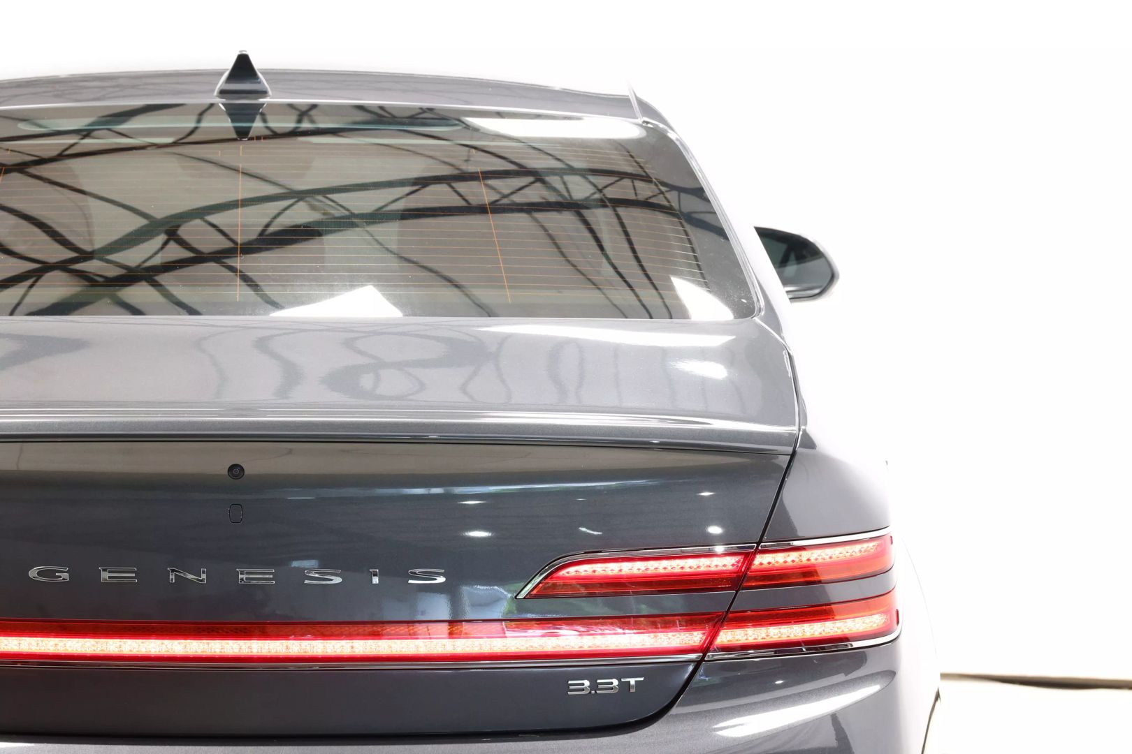 2020 Genesis G90 - Image 73