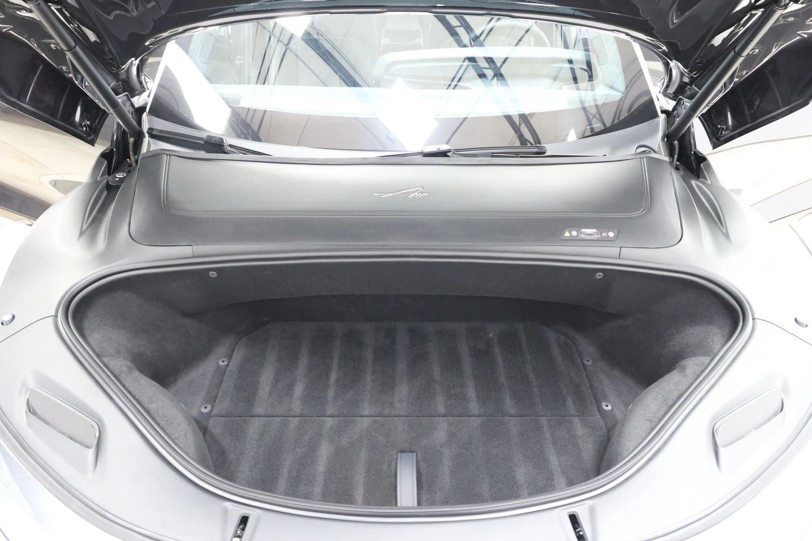 2023 Lucid Air - Image 110