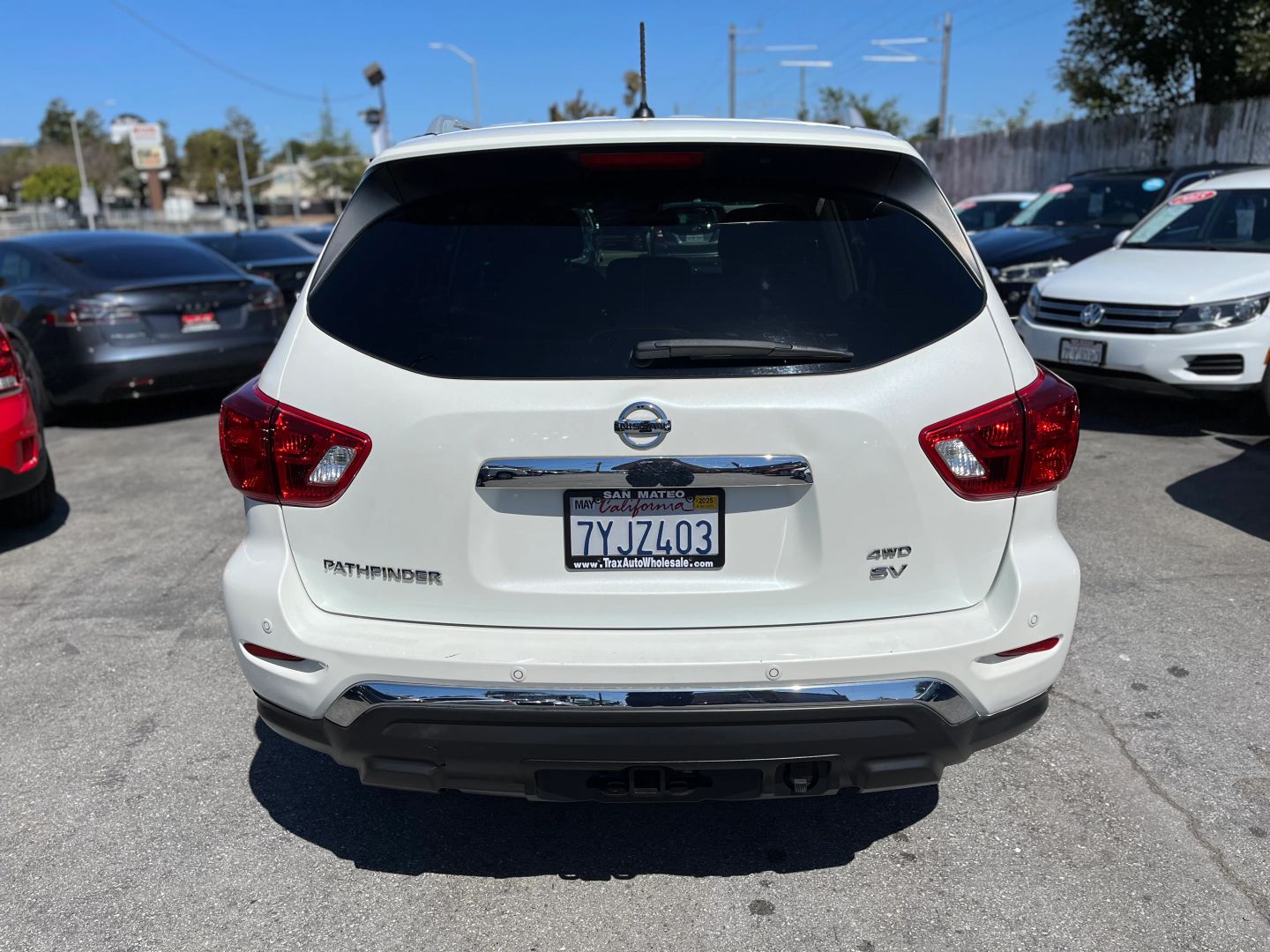 2017 Nissan Pathfinder  Vin: 5n1dr2mm9hc681748 Stock Id: 681748 - Image 6