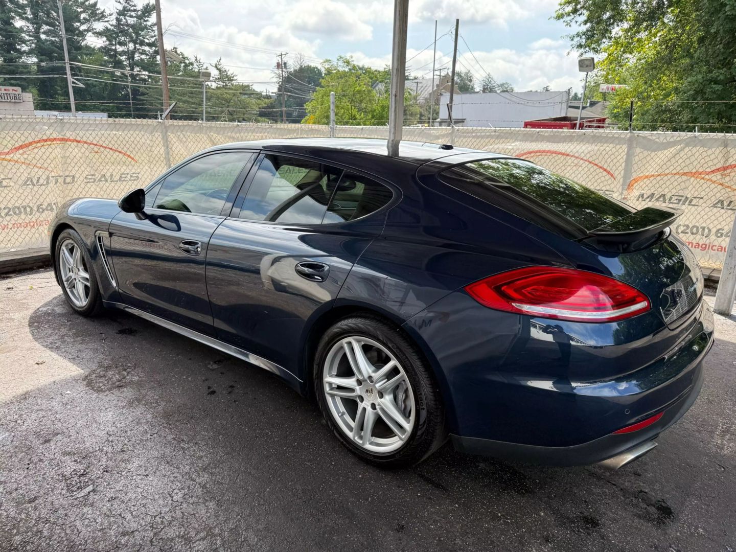 2015 Porsche Panamera - Image 13