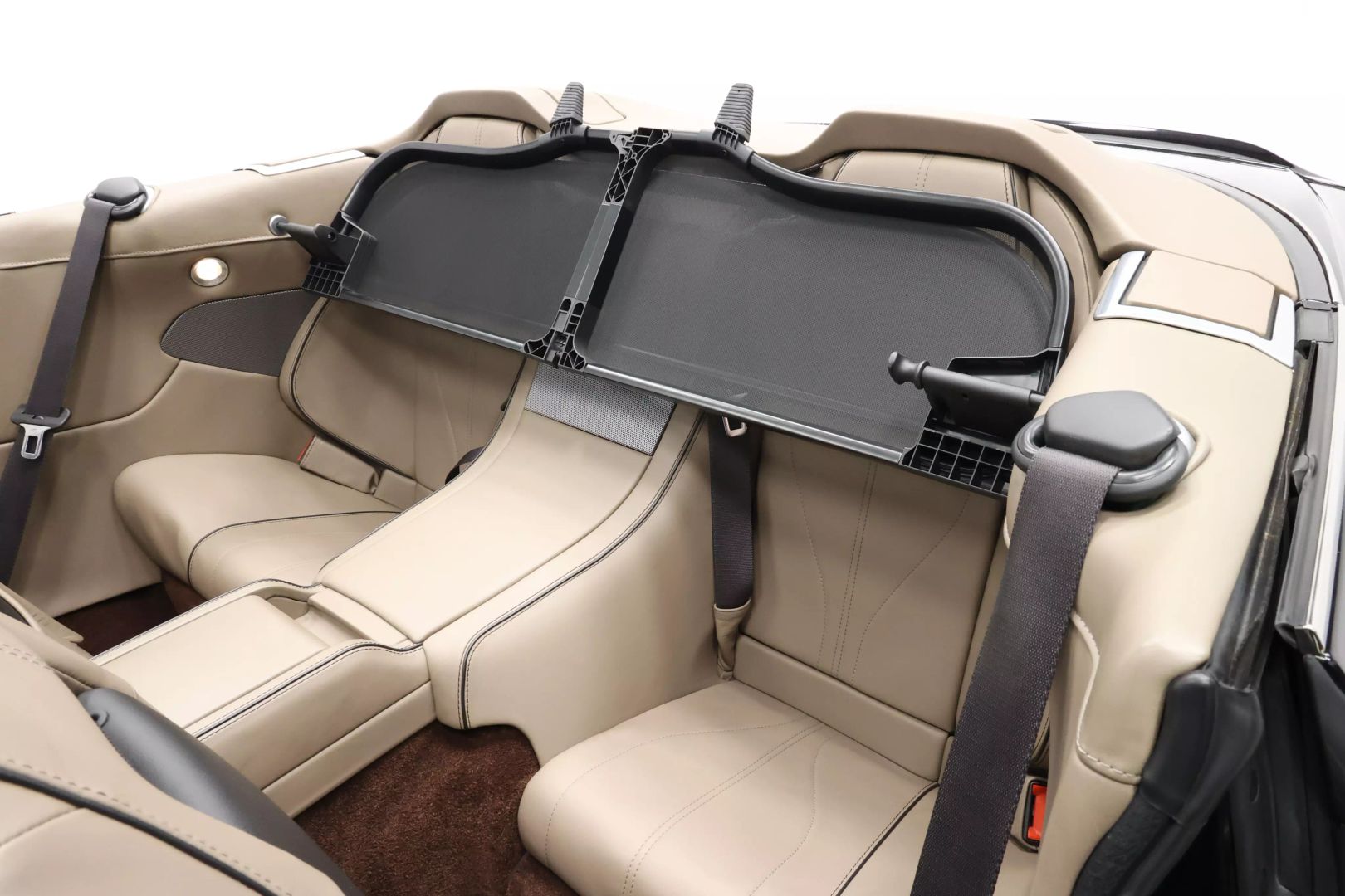 2015 Aston Martin Db9 - Image 48