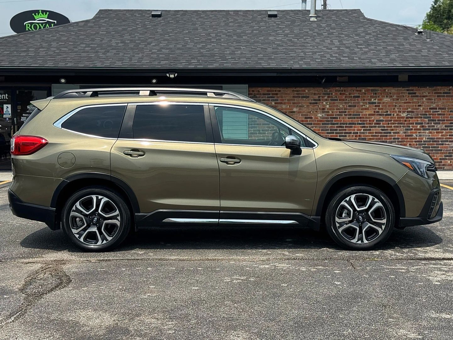2023 Subaru Ascent - Image 12