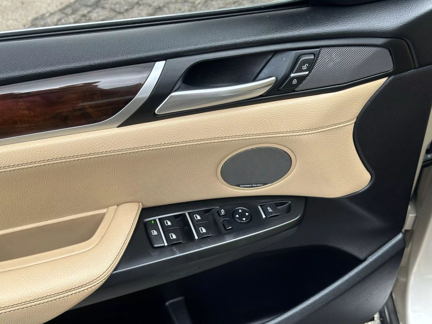 2017 Bmw X3 - Image 12