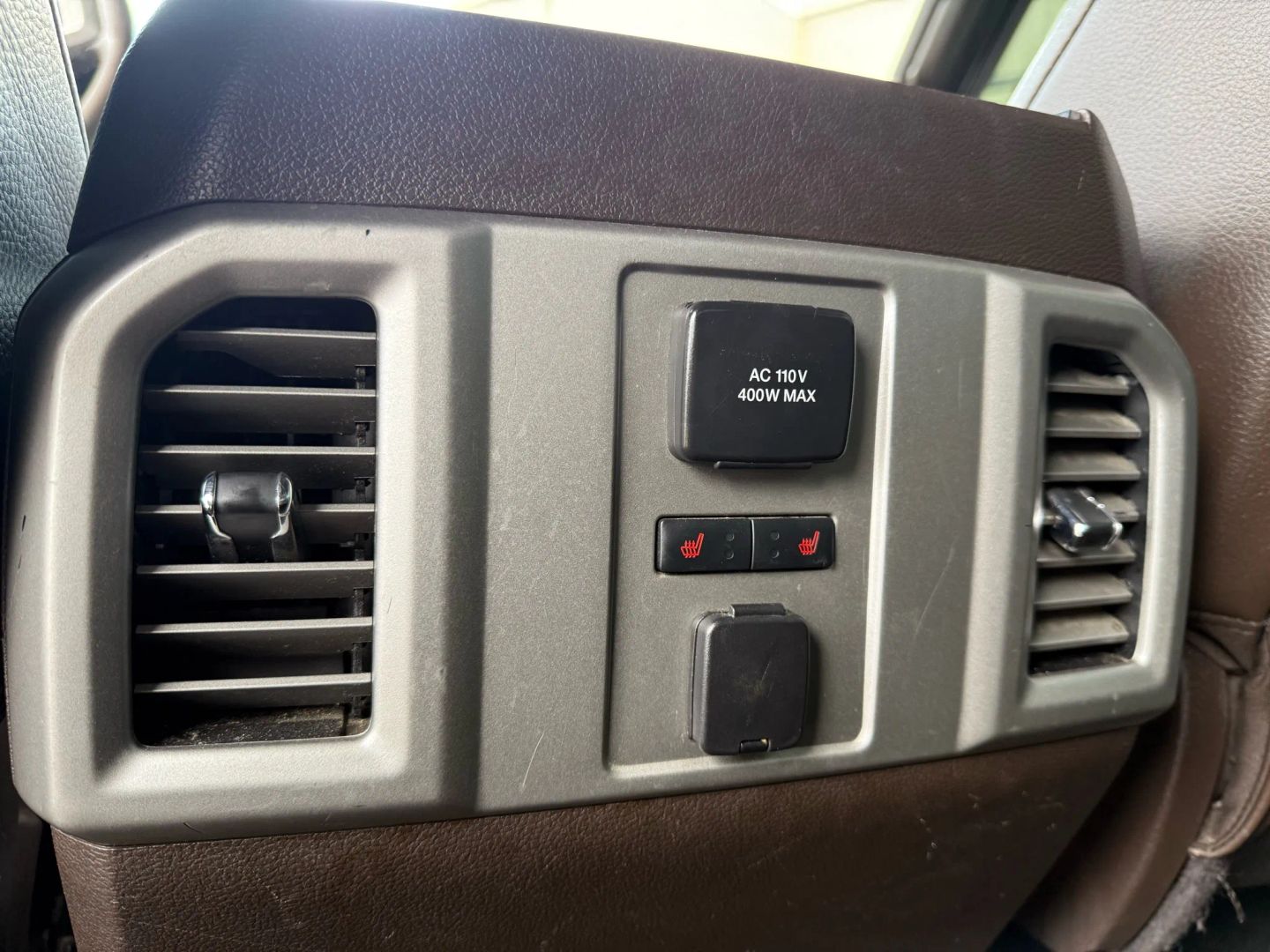 2015 Ford F150 Supercrew Cab - Image 16