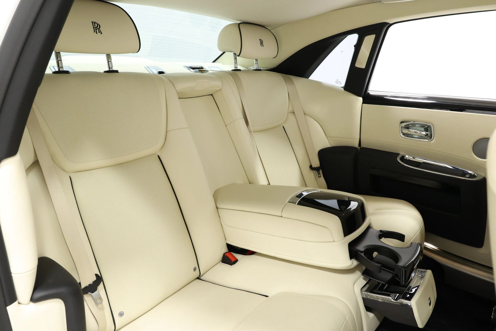 2016 Rolls-royce Ghost - Image 73