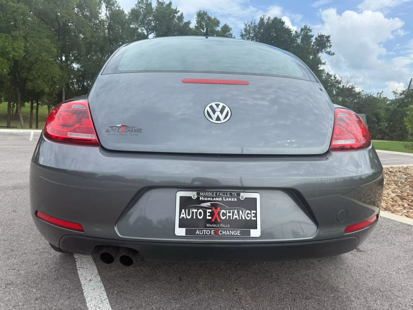 2014 Volkswagen Beetle - Image 24