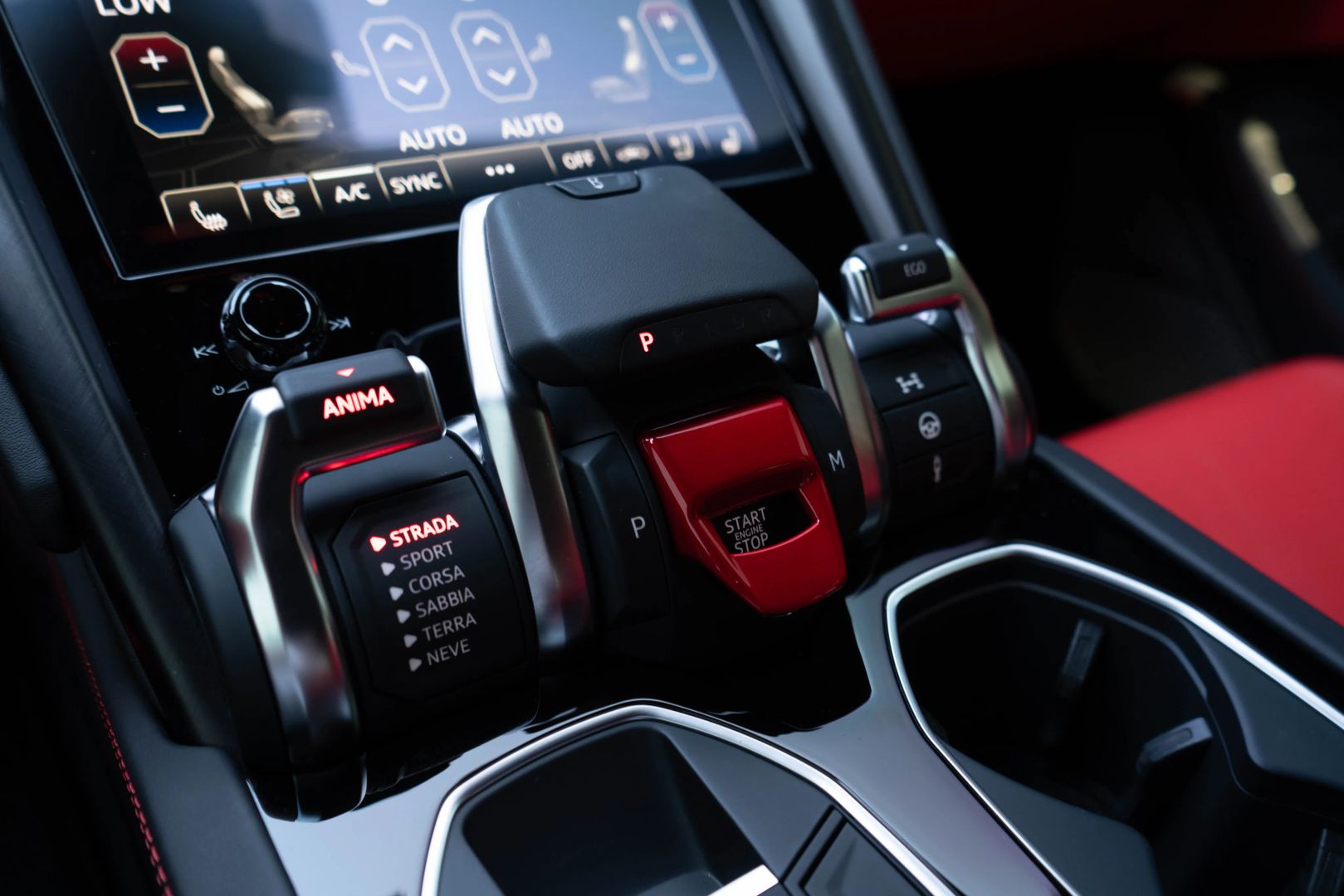 2022 Lamborghini Urus - Image 45