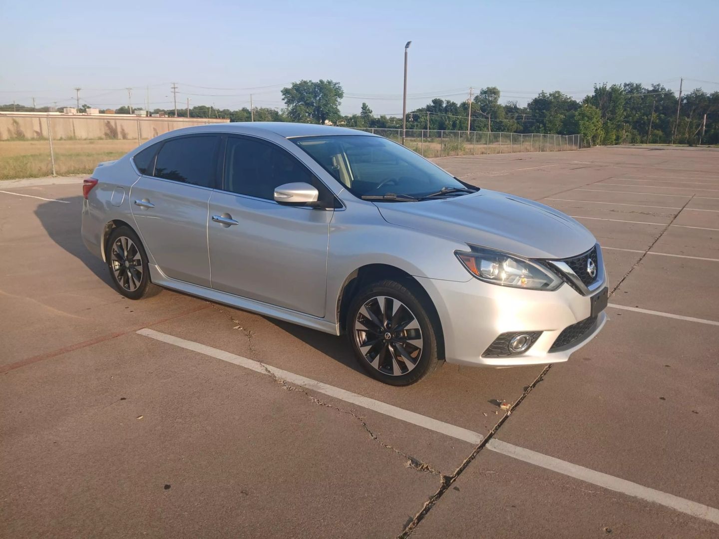 2016 Nissan Sentra - Image 2