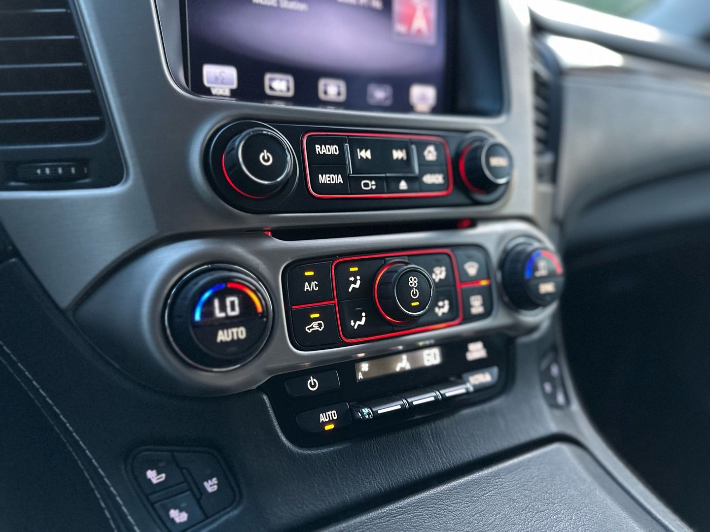 2015 GMC YUKON XL SUV V8, ECOTEC3, FF, 6.2L DENALI SPORT UTILITY 4D