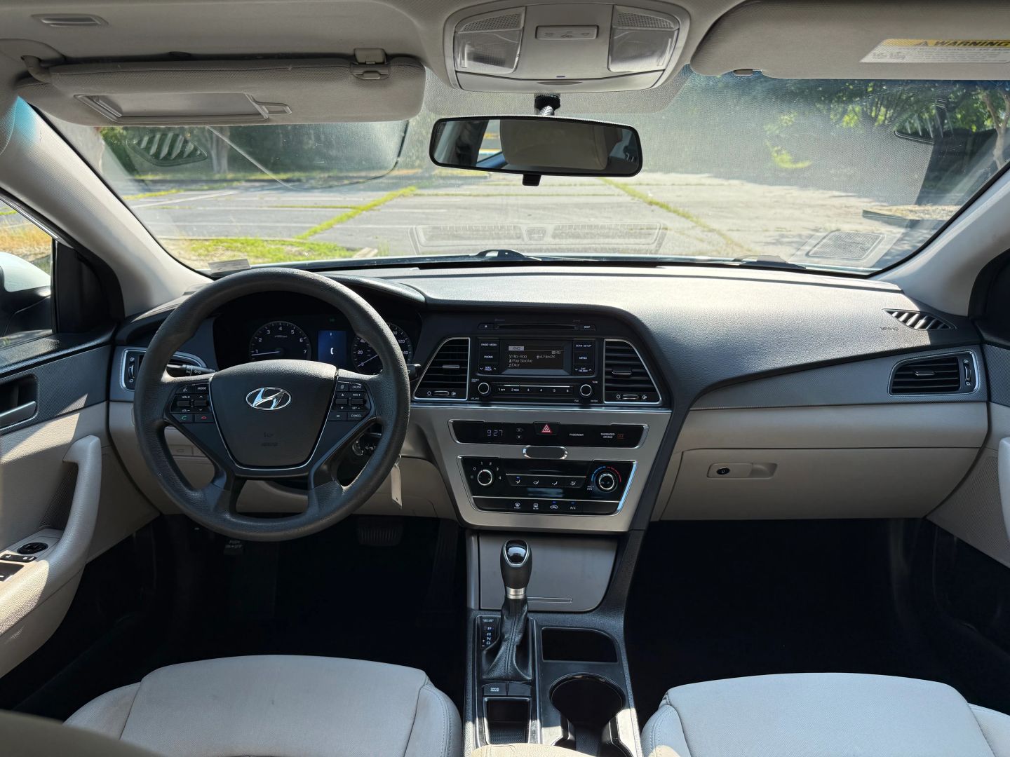 2017 Hyundai Sonata - Image 16
