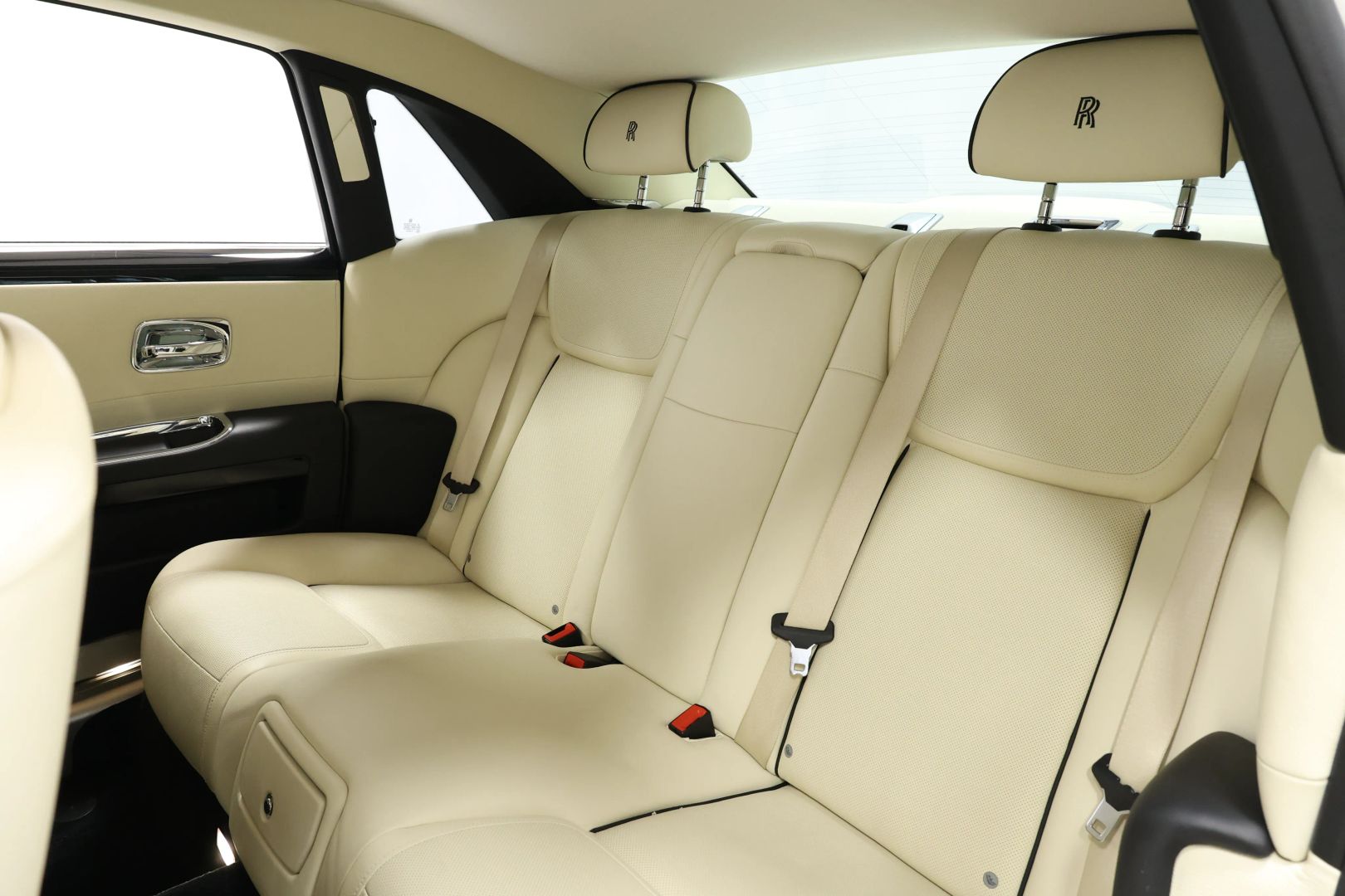 2016 Rolls-royce Ghost - Image 3