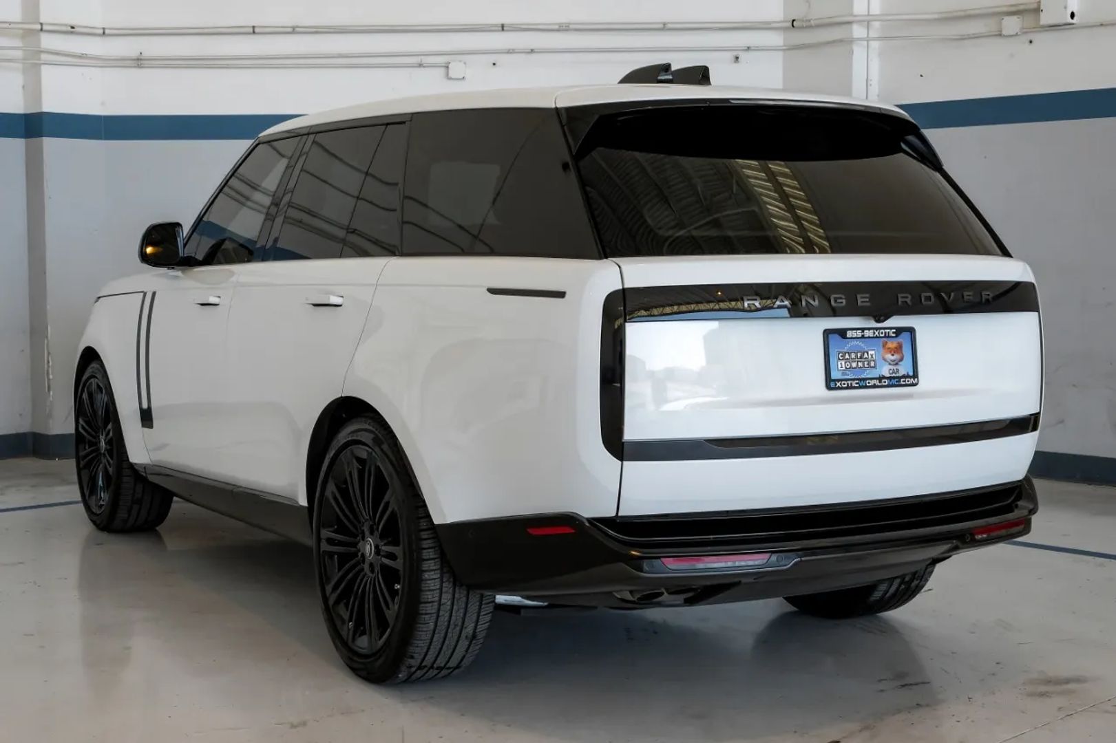 2024 Land Rover Range Rover - Image 11