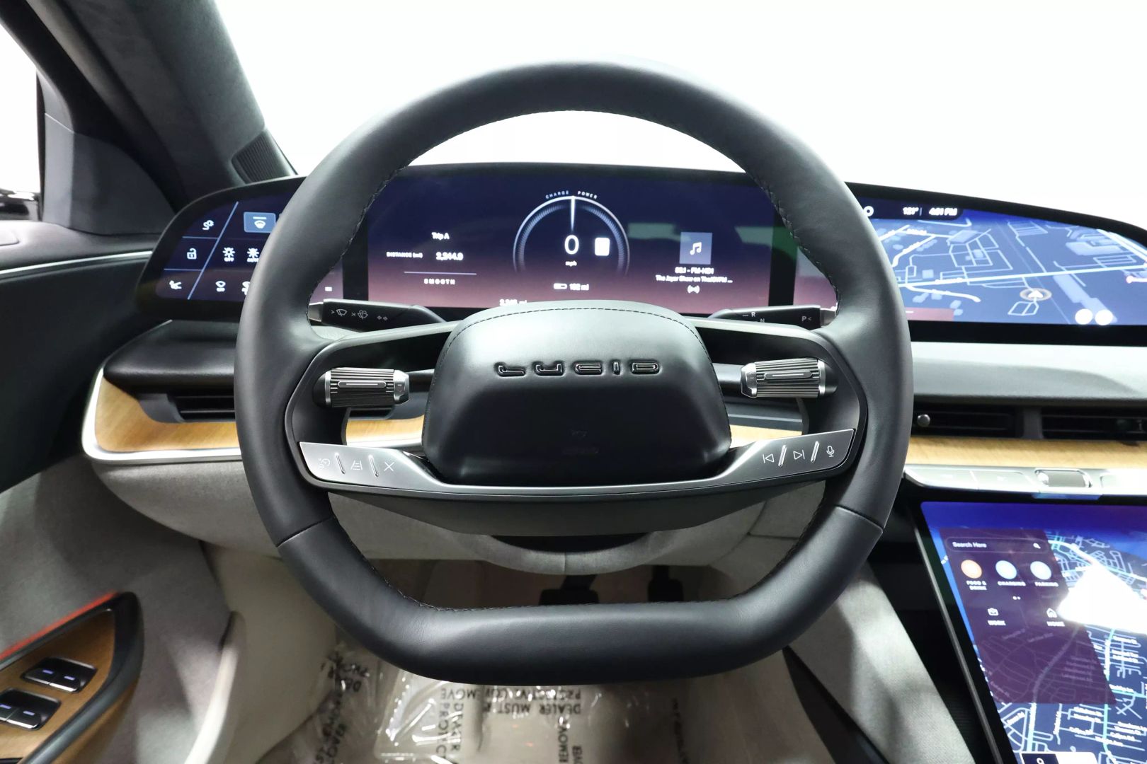 2025 Lucid Air - Image 20