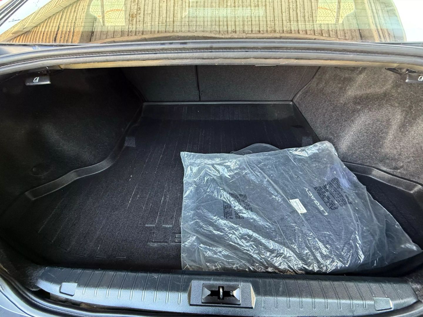2015 Subaru Legacy - Image 20