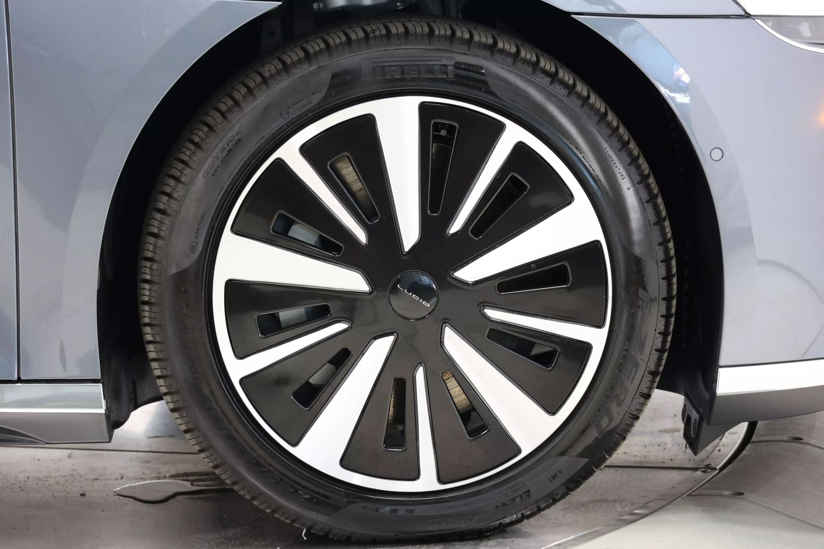 2025 Lucid Air - Image 107