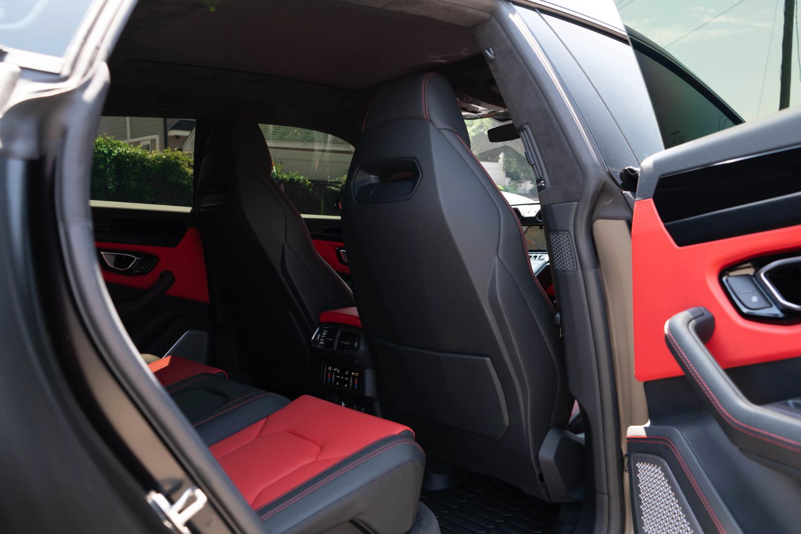 2022 Lamborghini Urus - Image 62