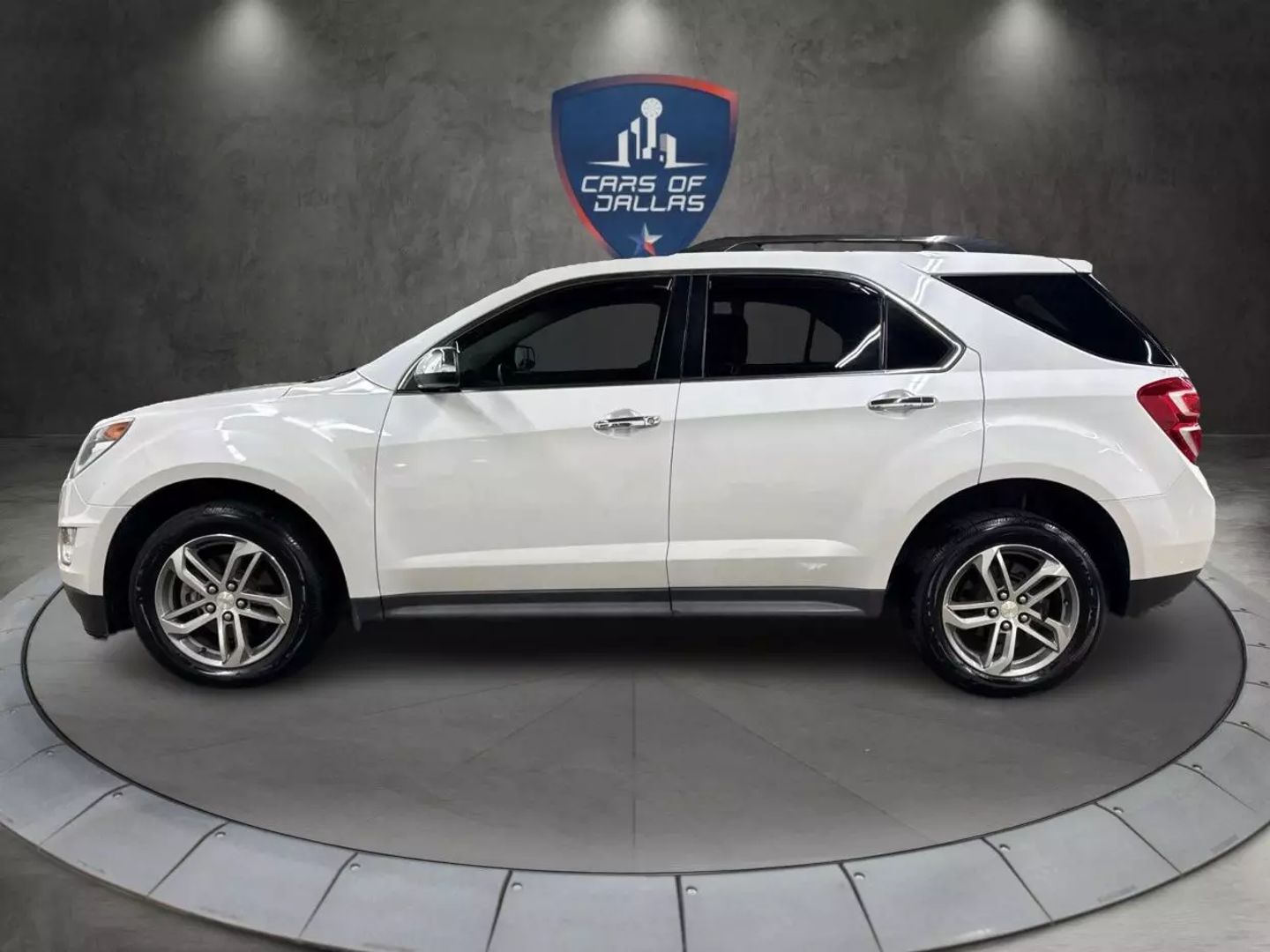 2016 Chevrolet Equinox - Image 2