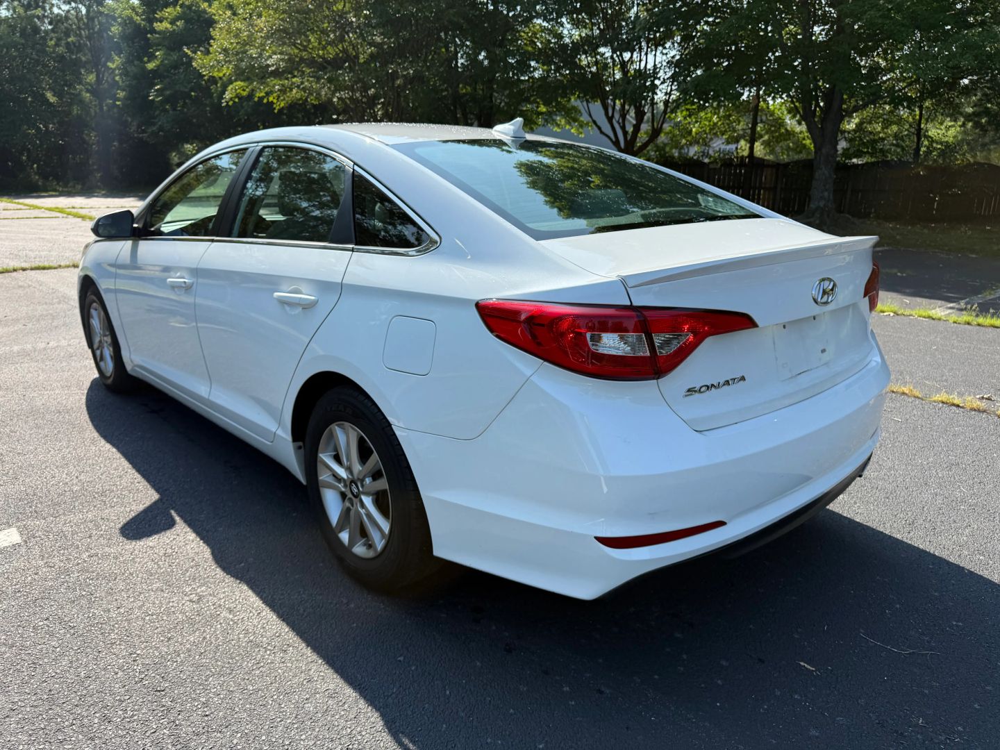 2017 Hyundai Sonata - Image 7