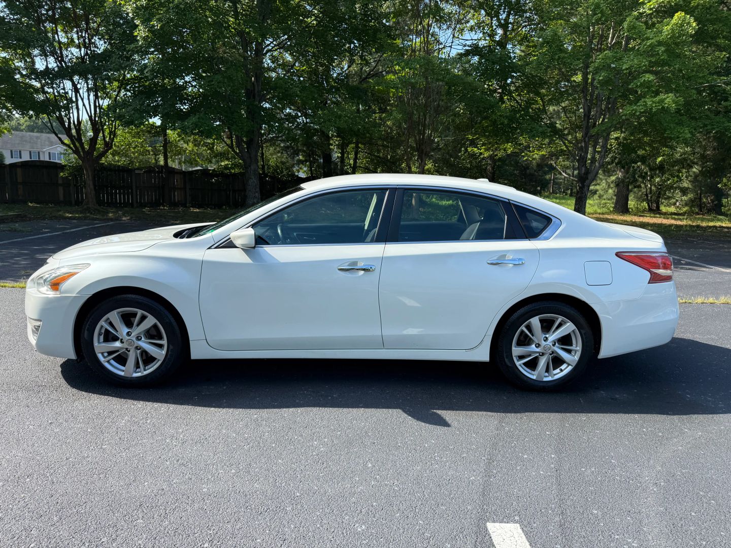 2013 Nissan Altima - Image 8