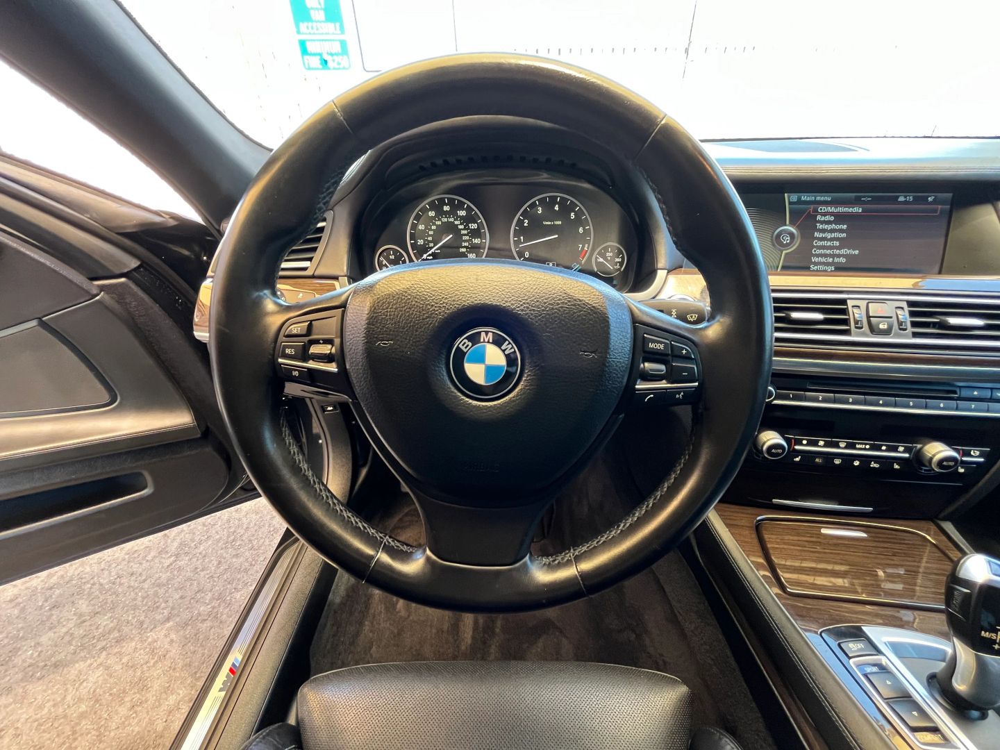 2011 Bmw 7 Series  Vin: Wbakb4c54bc574410 Stock Id: 574410 - Image 24