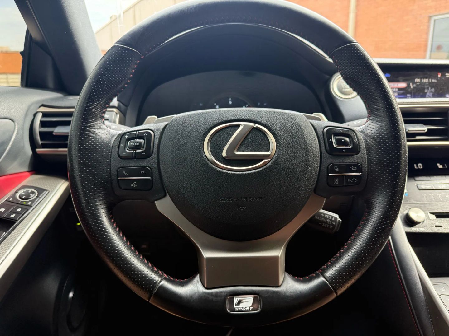 2018 Lexus Is - Image 22
