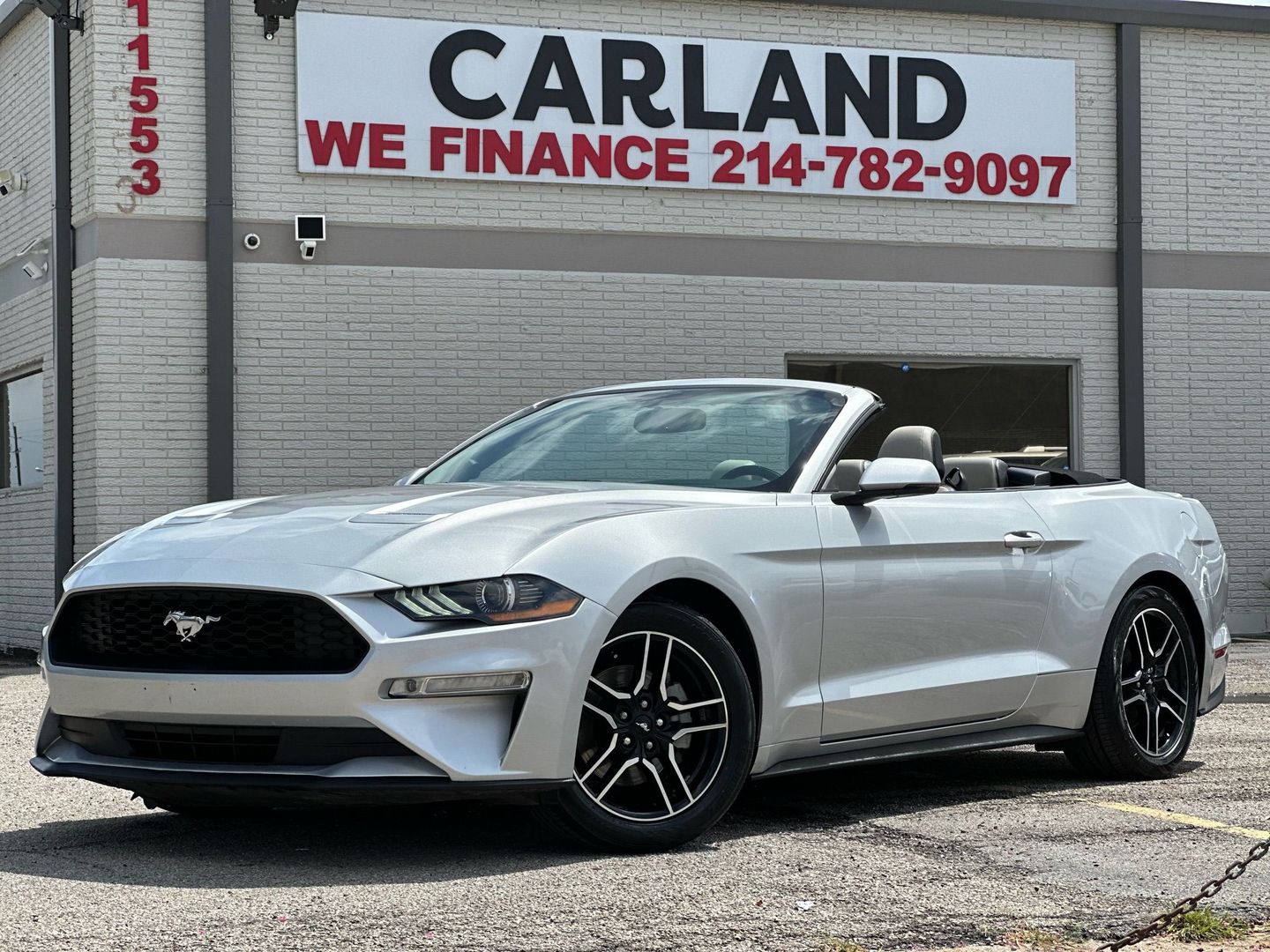 2019 Ford Mustang - Image 1