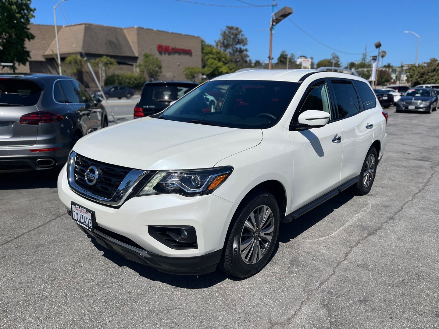 2017 Nissan Pathfinder  Vin: 5n1dr2mm9hc681748 Stock Id: 681748 - Image 3
