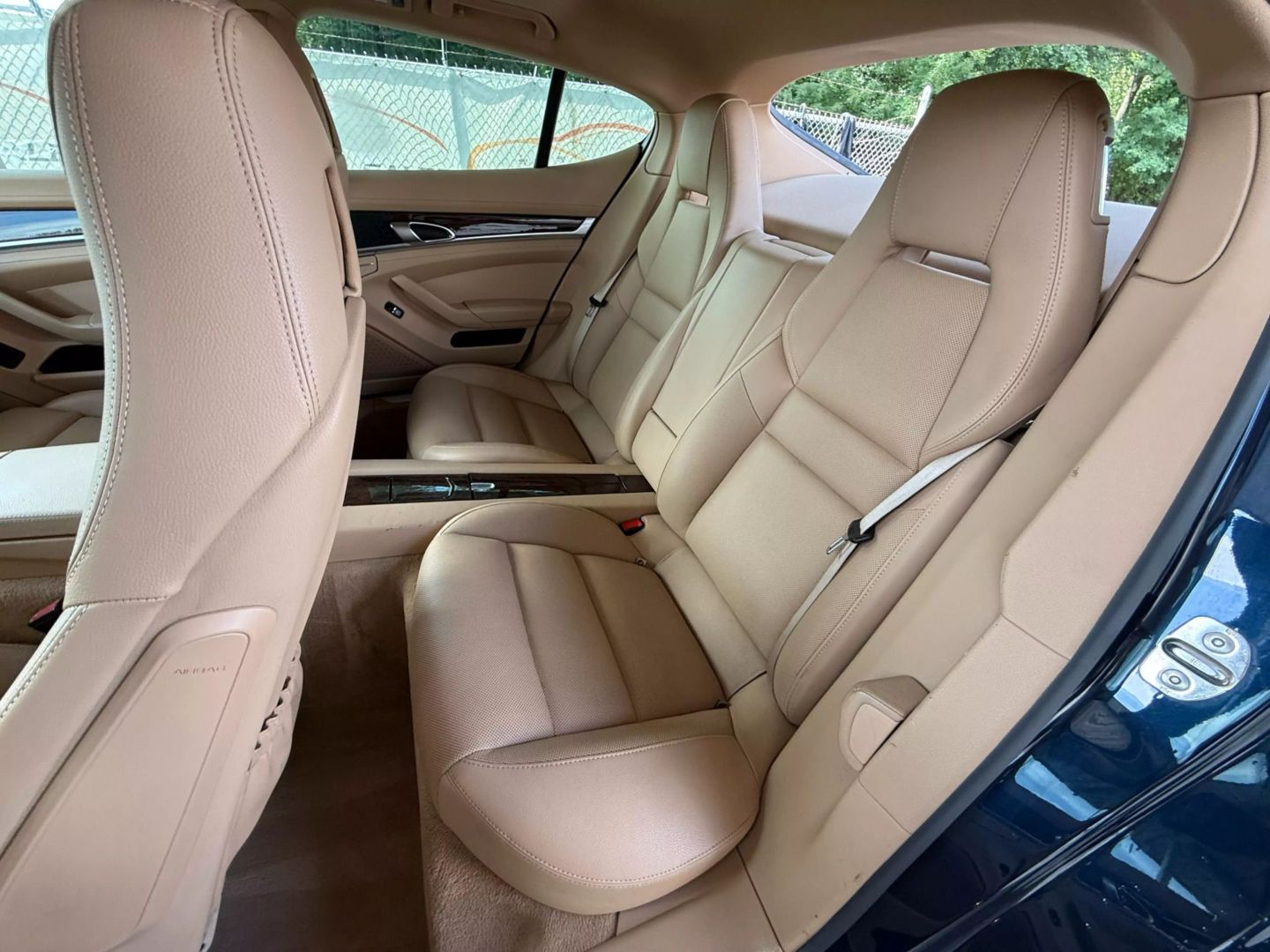 2015 Porsche Panamera - Image 19