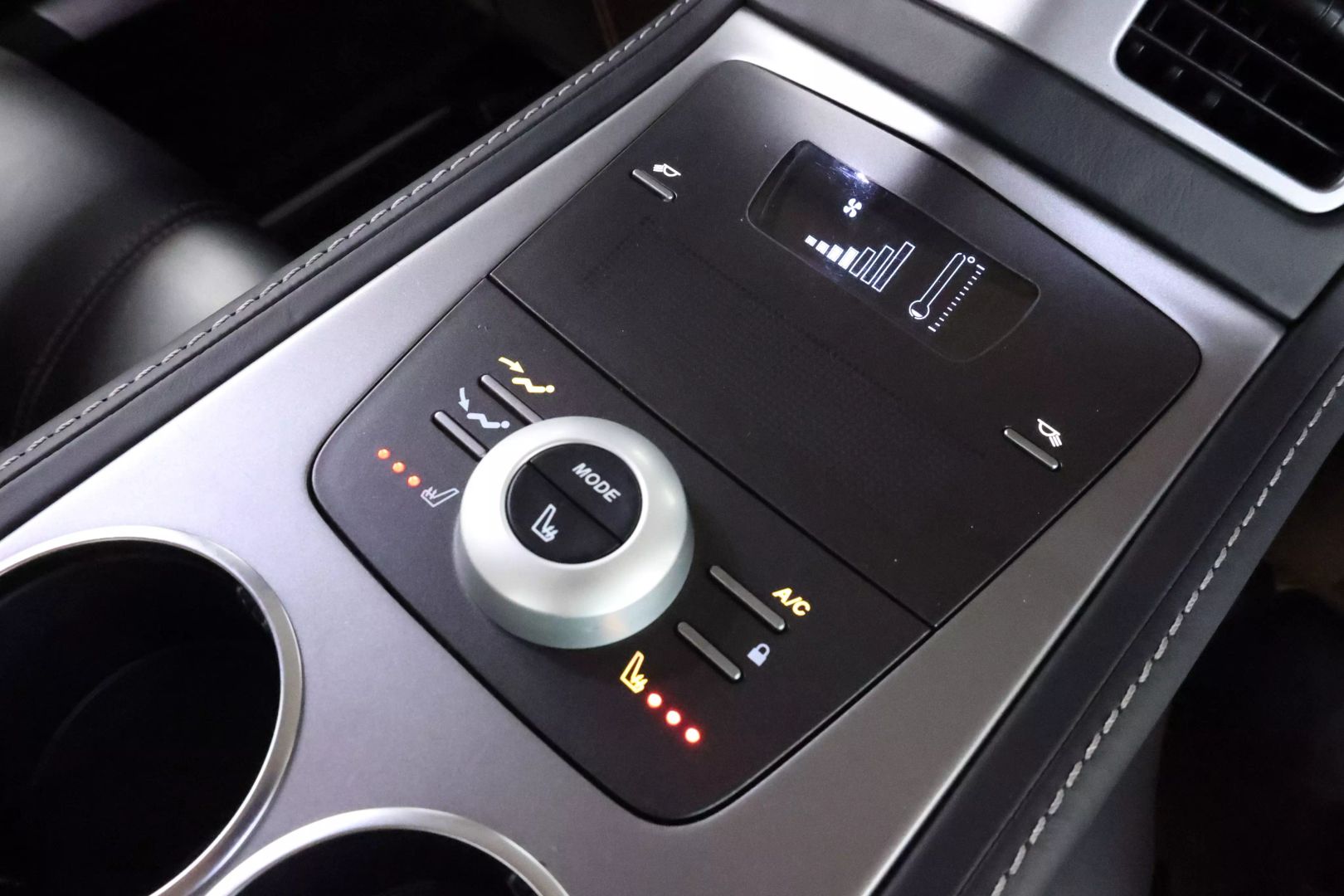 2011 Aston Martin Rapide - Image 79
