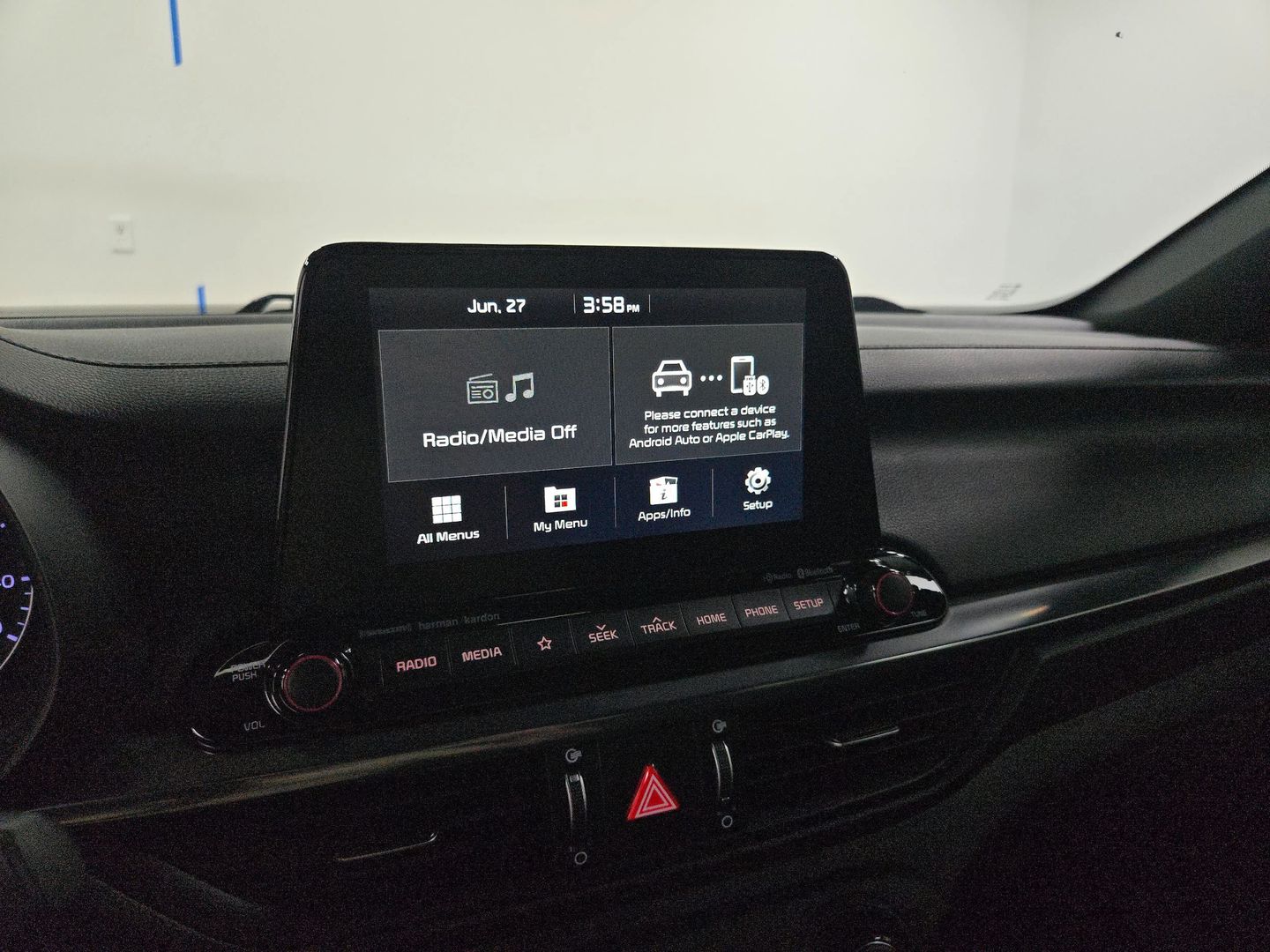 2021 Kia Forte - Image 26