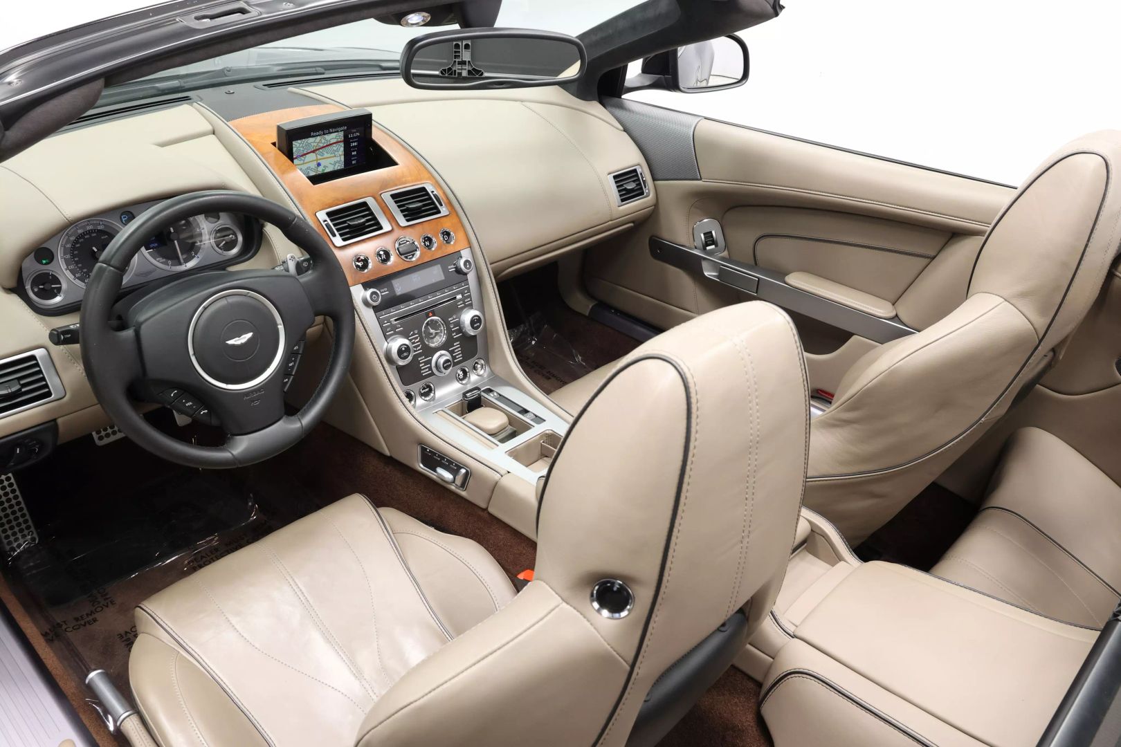 2015 Aston Martin Db9 - Image 43