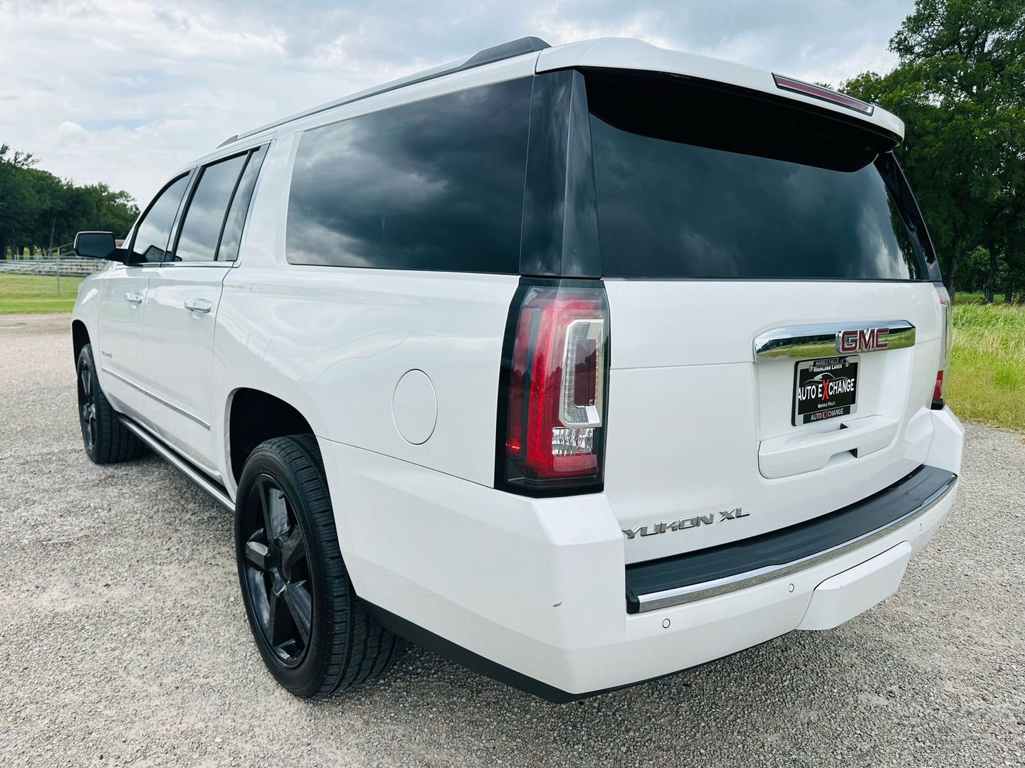 2017 Gmc Yukon Xl - Image 8