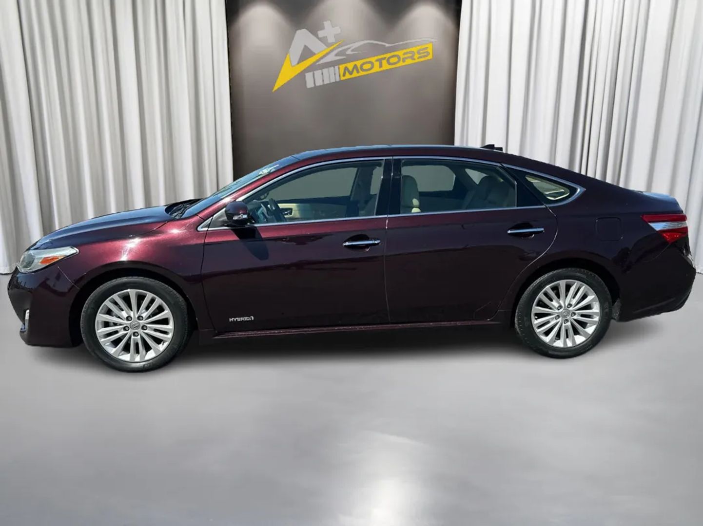 2014 TOYOTA AVALON SEDAN 4-CYL, HYBRID, 2.5 LITER LIMITED HYBRID SEDAN 4D