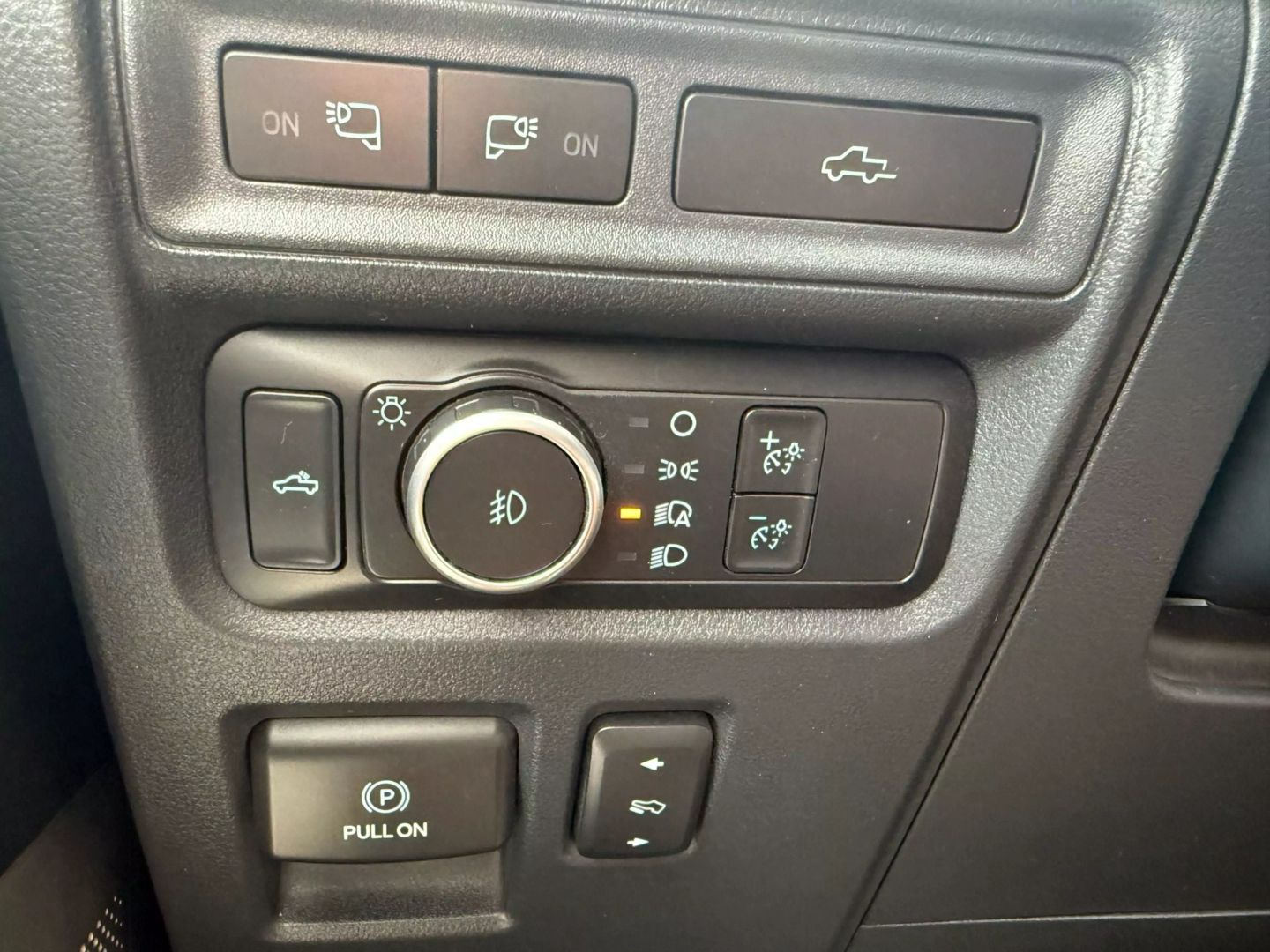 2022 Ford F150 Supercrew Cab - Image 36