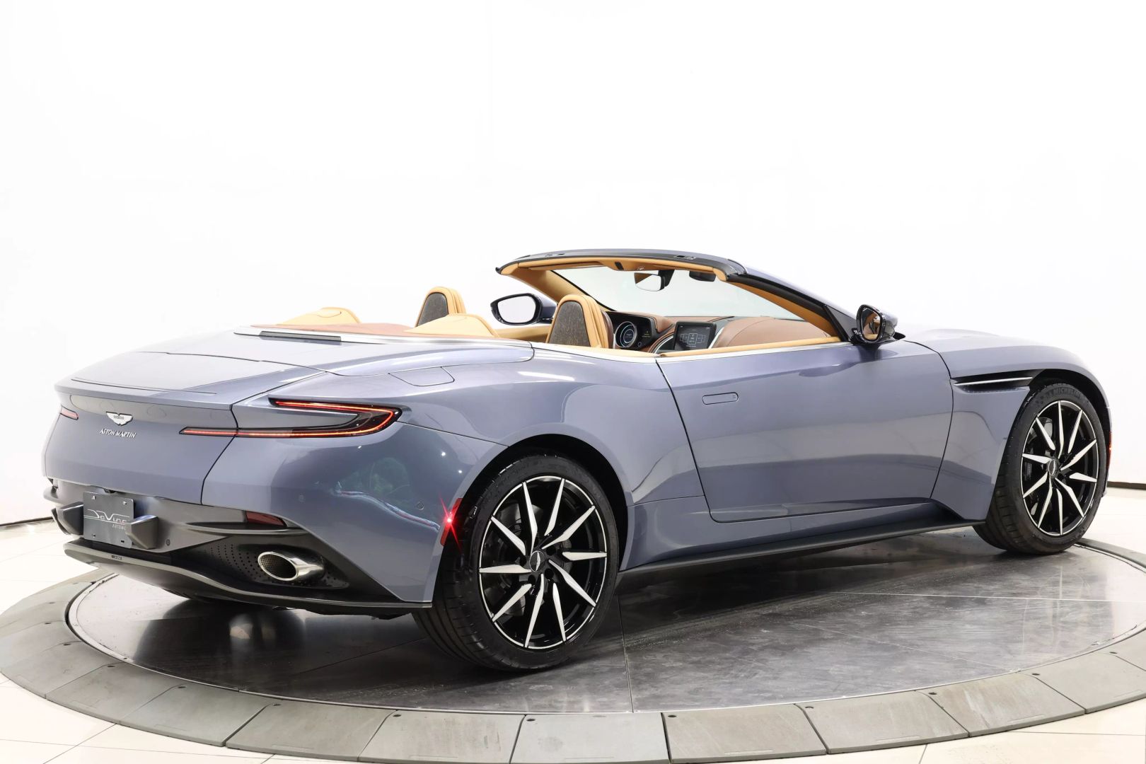 2019 Aston Martin Db11 - Image 60