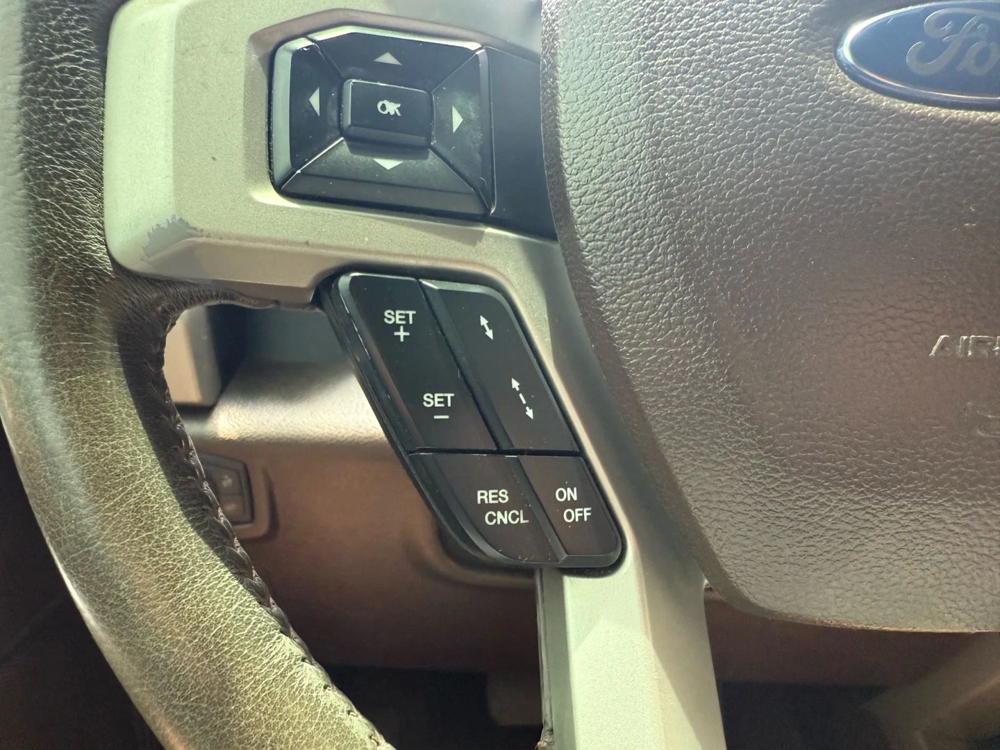 2015 Ford F150 Supercrew Cab - Image 23