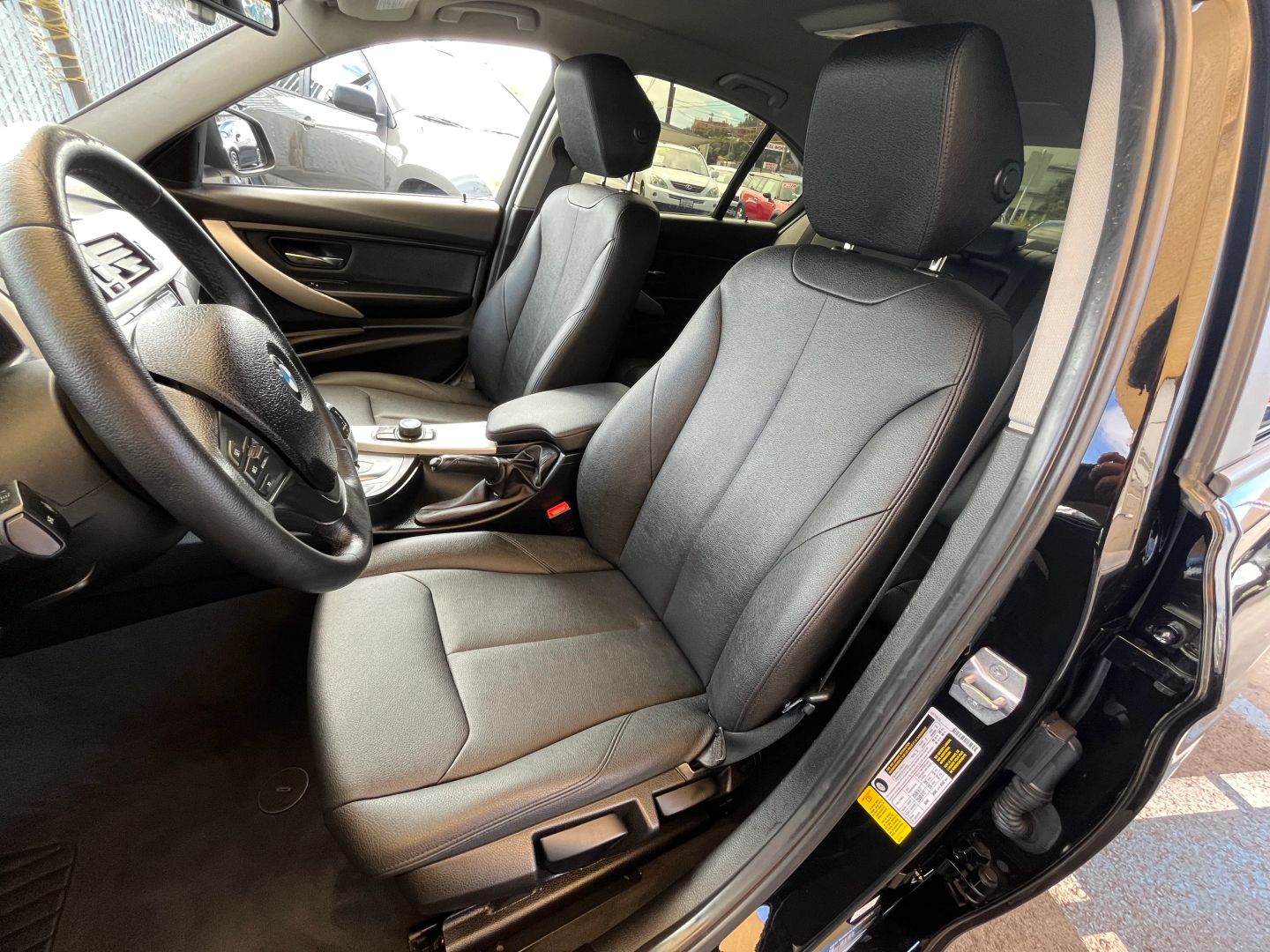 2018 Bmw 3 Series  Vin: Wba8a9c53jk622915 Stock Id: 622915 - Image 11