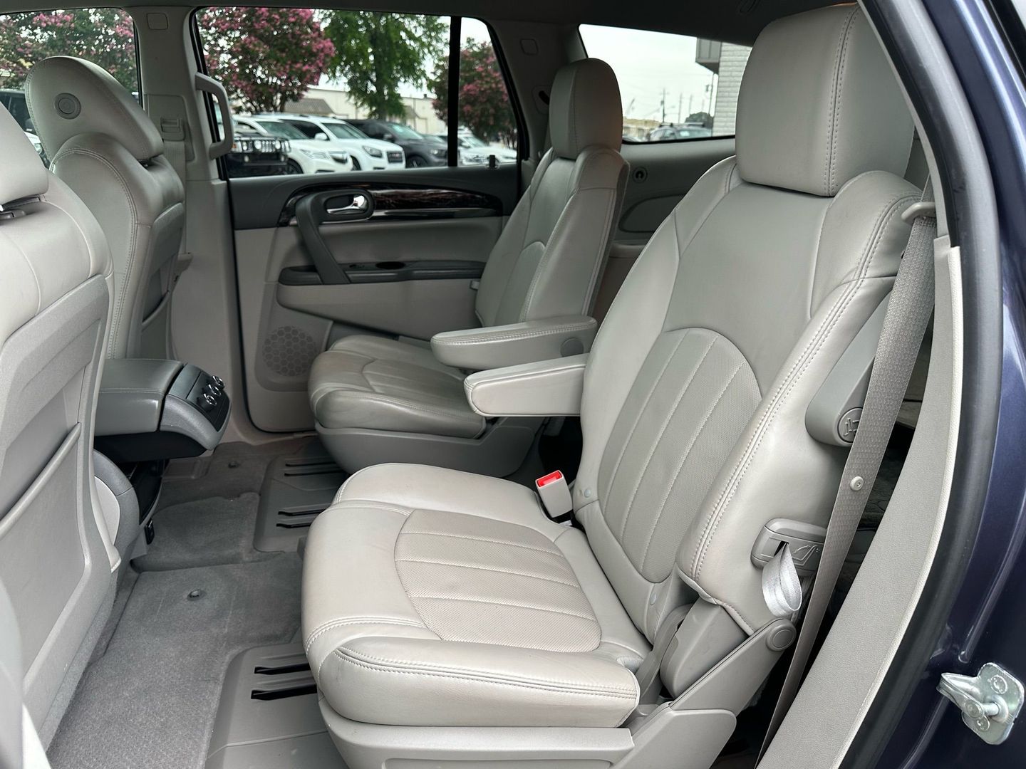 2014 Buick Enclave - Image 17