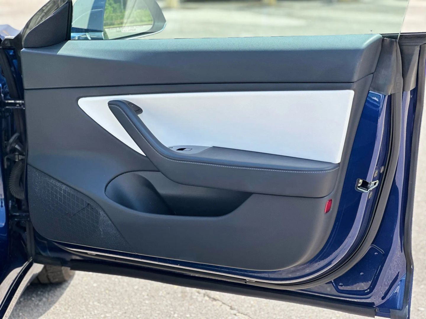2018 TESLA MODEL 3 SEDAN DUAL ELECTRIC MOTORS LONG RANGE SEDAN 4D