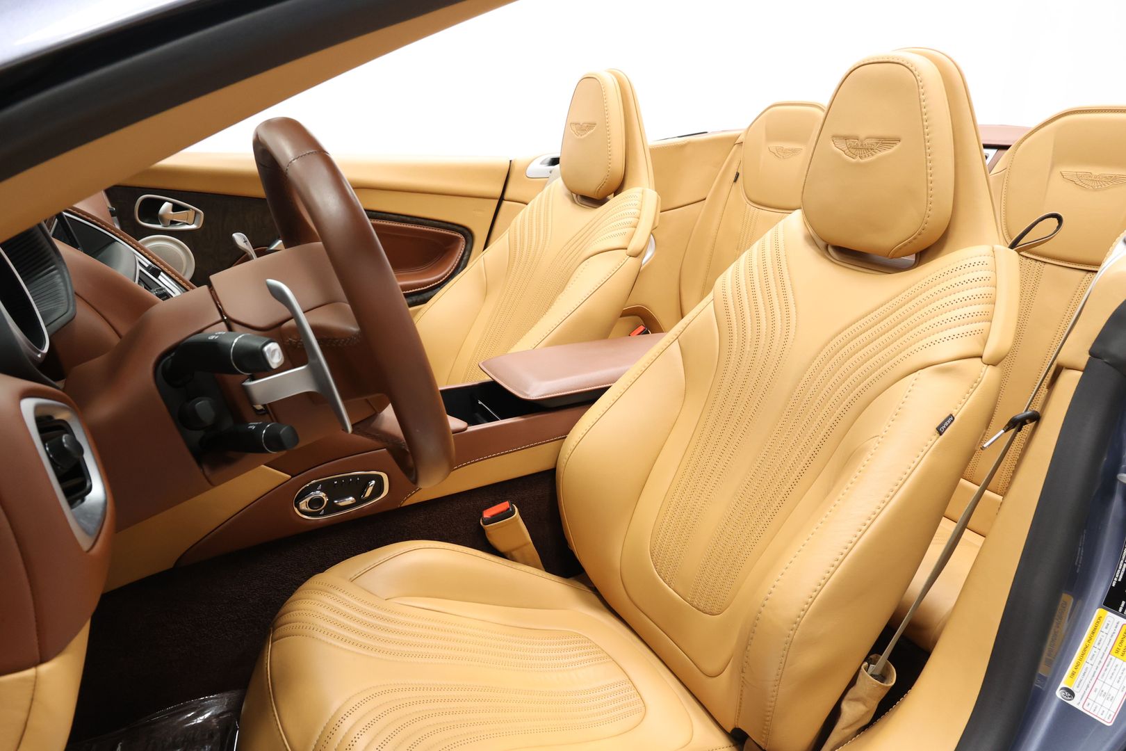 2019 Aston Martin Db11 - Image 15