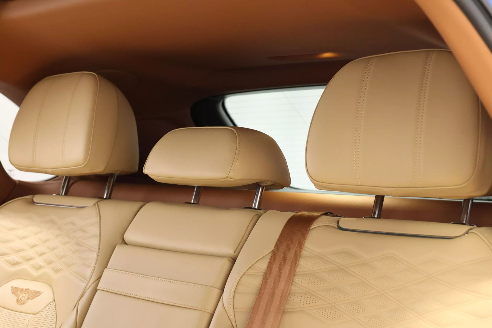 2023 Bentley Bentayga Ewb - Image 57