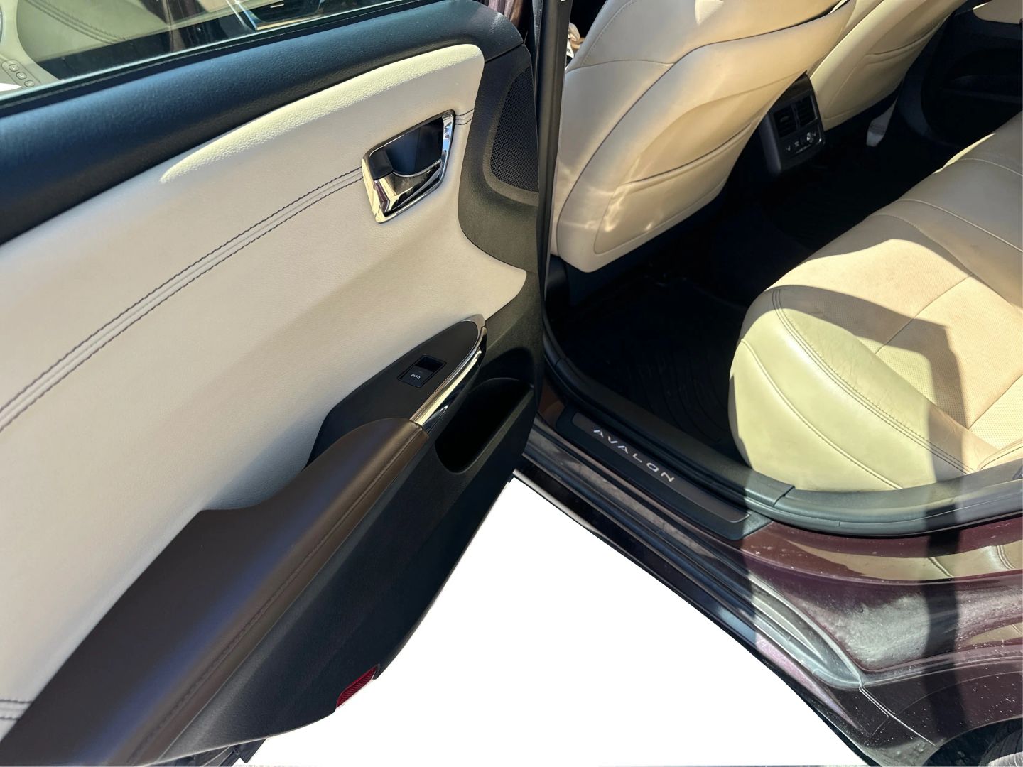 2014 TOYOTA AVALON SEDAN 4-CYL, HYBRID, 2.5 LITER LIMITED HYBRID SEDAN 4D