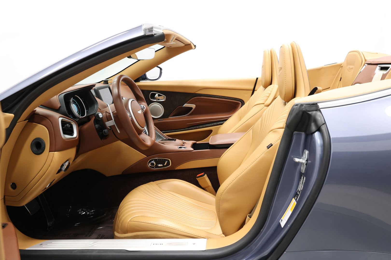 2019 Aston Martin Db11 - Image 12