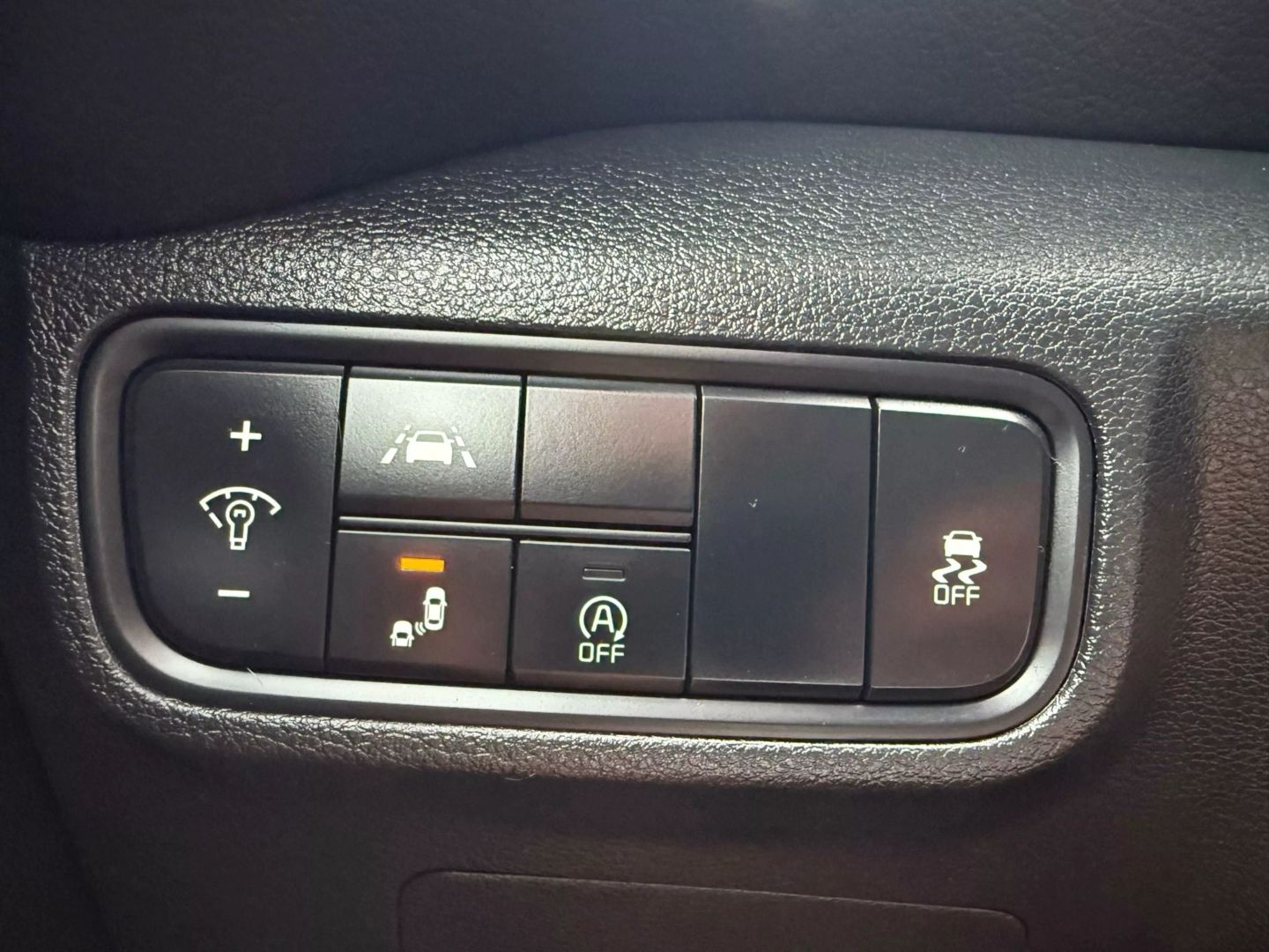 2020 Kia Soul - Image 25