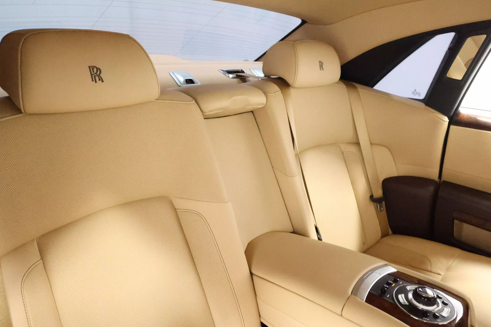 2013 Rolls-royce Ghost - Image 83